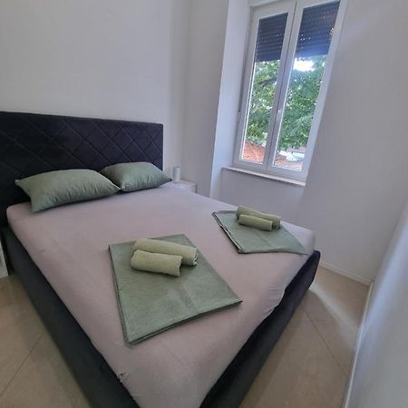 Bass Apartment Pula Extérieur photo